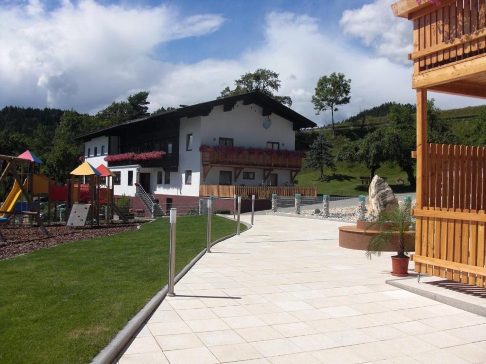 מלון אברשטיין Panoramadorf Saualpe מראה חיצוני תמונה